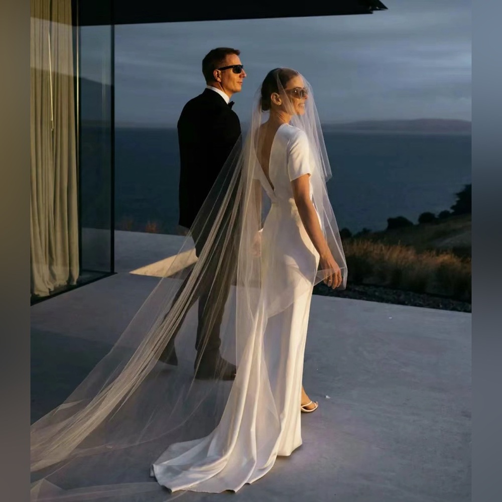 Elegant Cathedral Length Sheer Wedding Veil